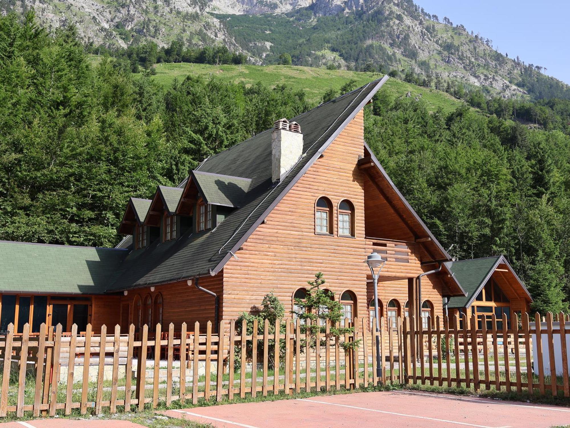 Mik Hotel Valbona Экстерьер фото